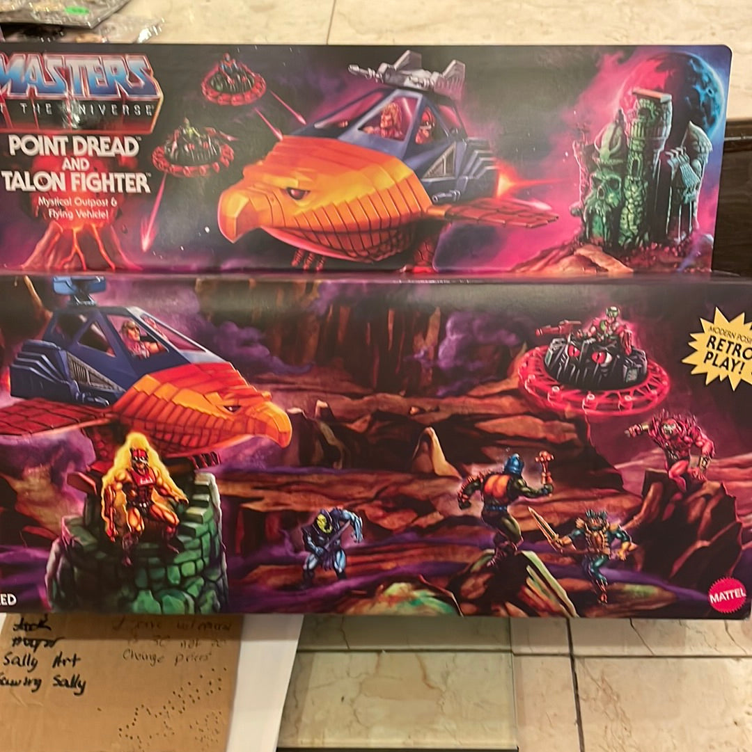 Masters of the Universe (MOTU) - point dread Talon Fighter - Mattel Retro Action Figure