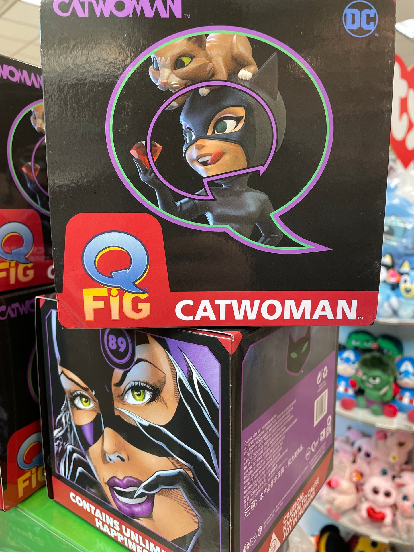 Q-FIG Catwoman DC deluxe sealed action figure