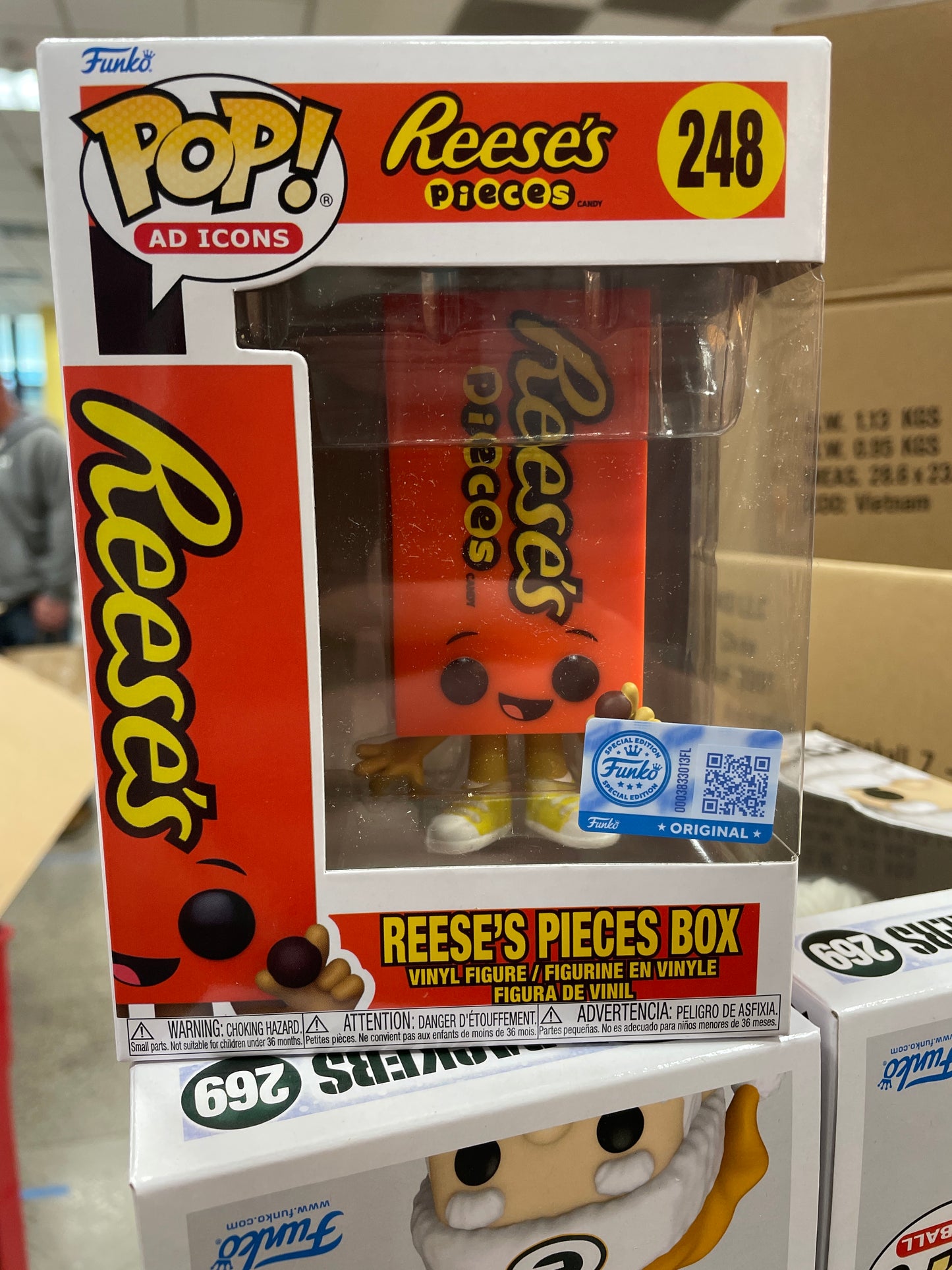 Ad Icons - Reese’s Pieces Box 248- Funko Pop! Vinyl Figure