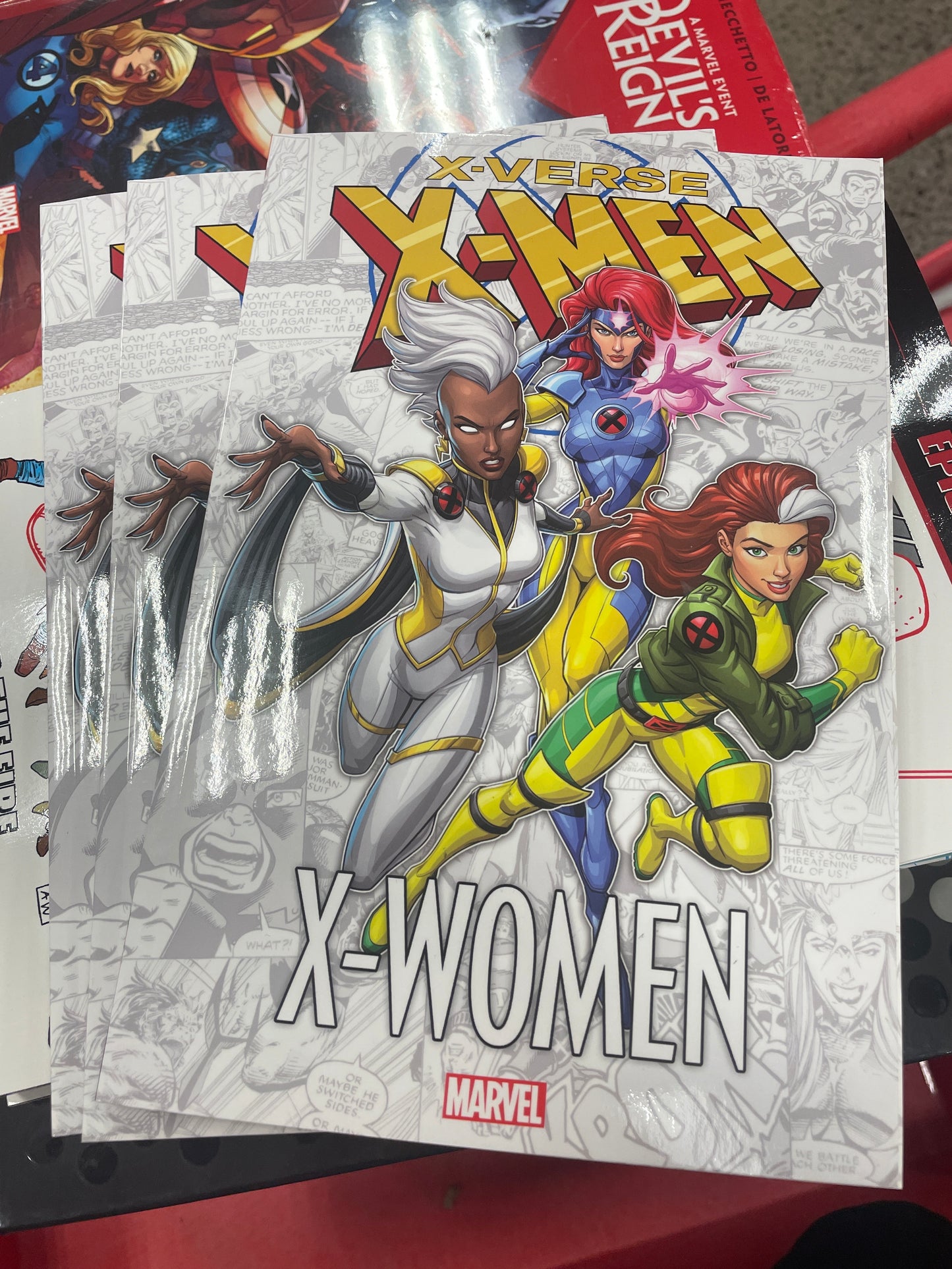 X-Verse X-Men -X-Women- Marvel Graphic Novel