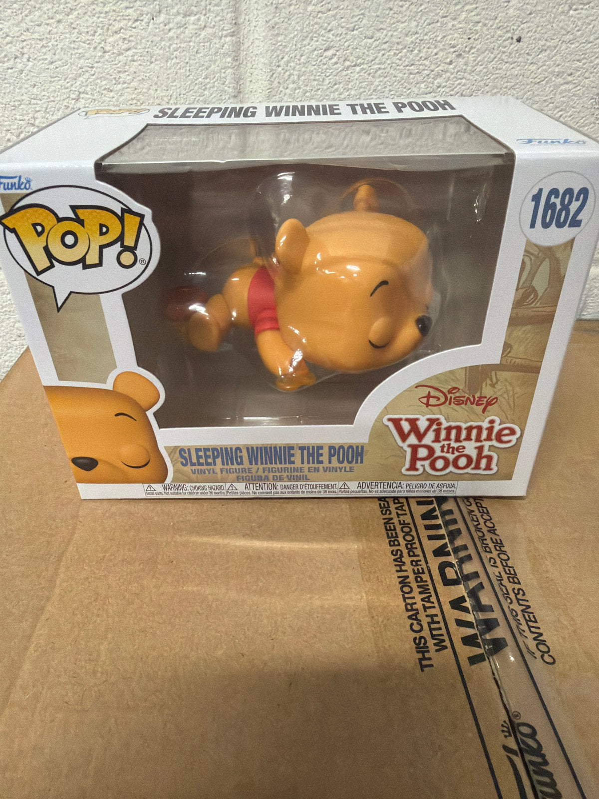 Disney sleeping Winnie the Pooh 1682 Funko Pop! Vinyl Figure
