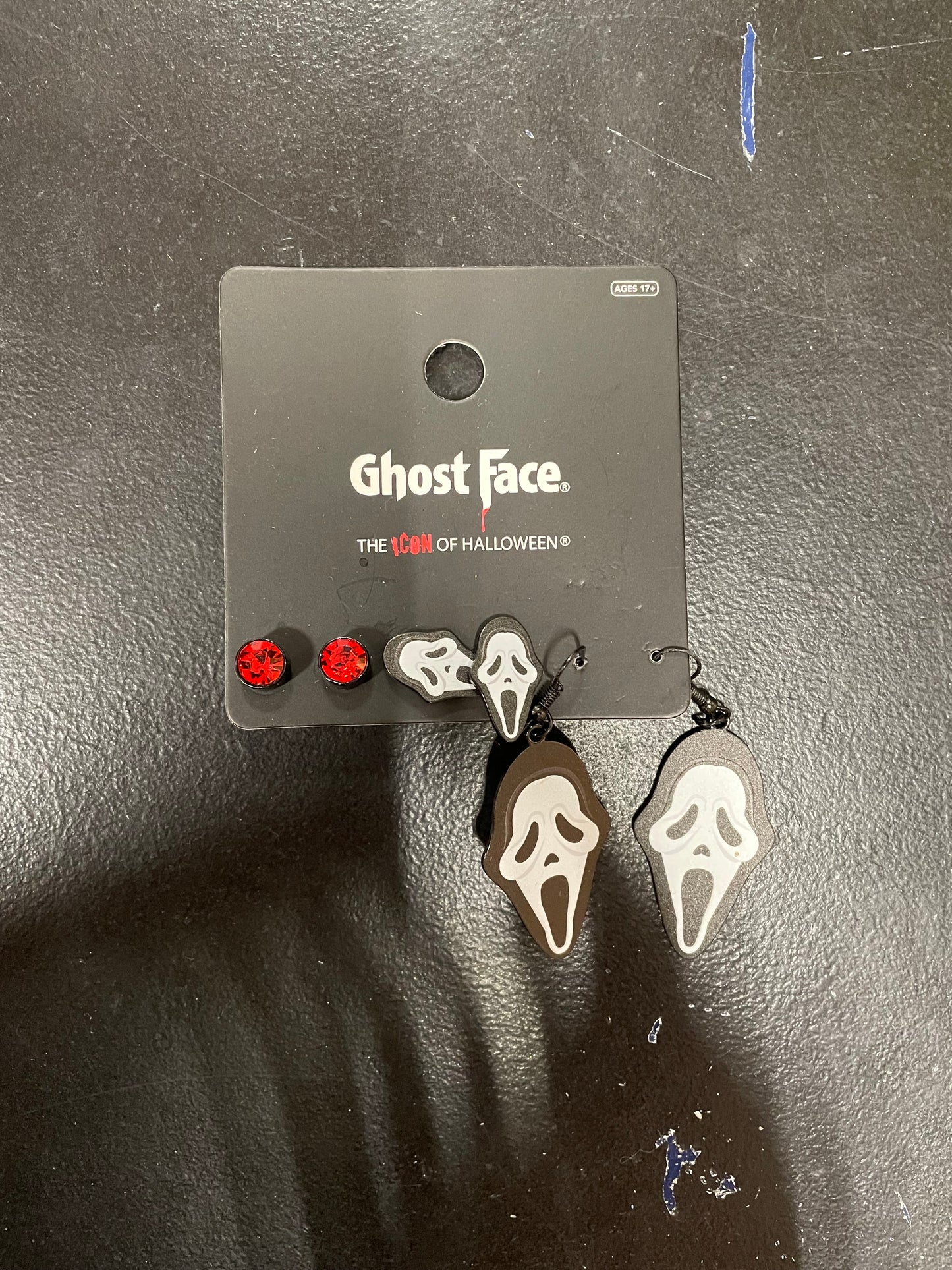 Bioworld Ghost Face Earrings
