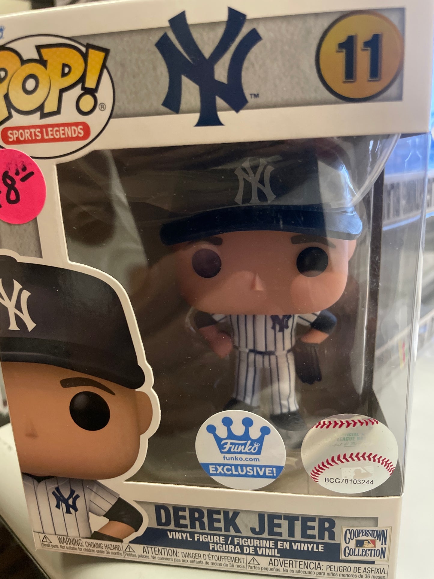 MLB Derek Jeter 11 exclusive Funko Pop! VINYL Figure