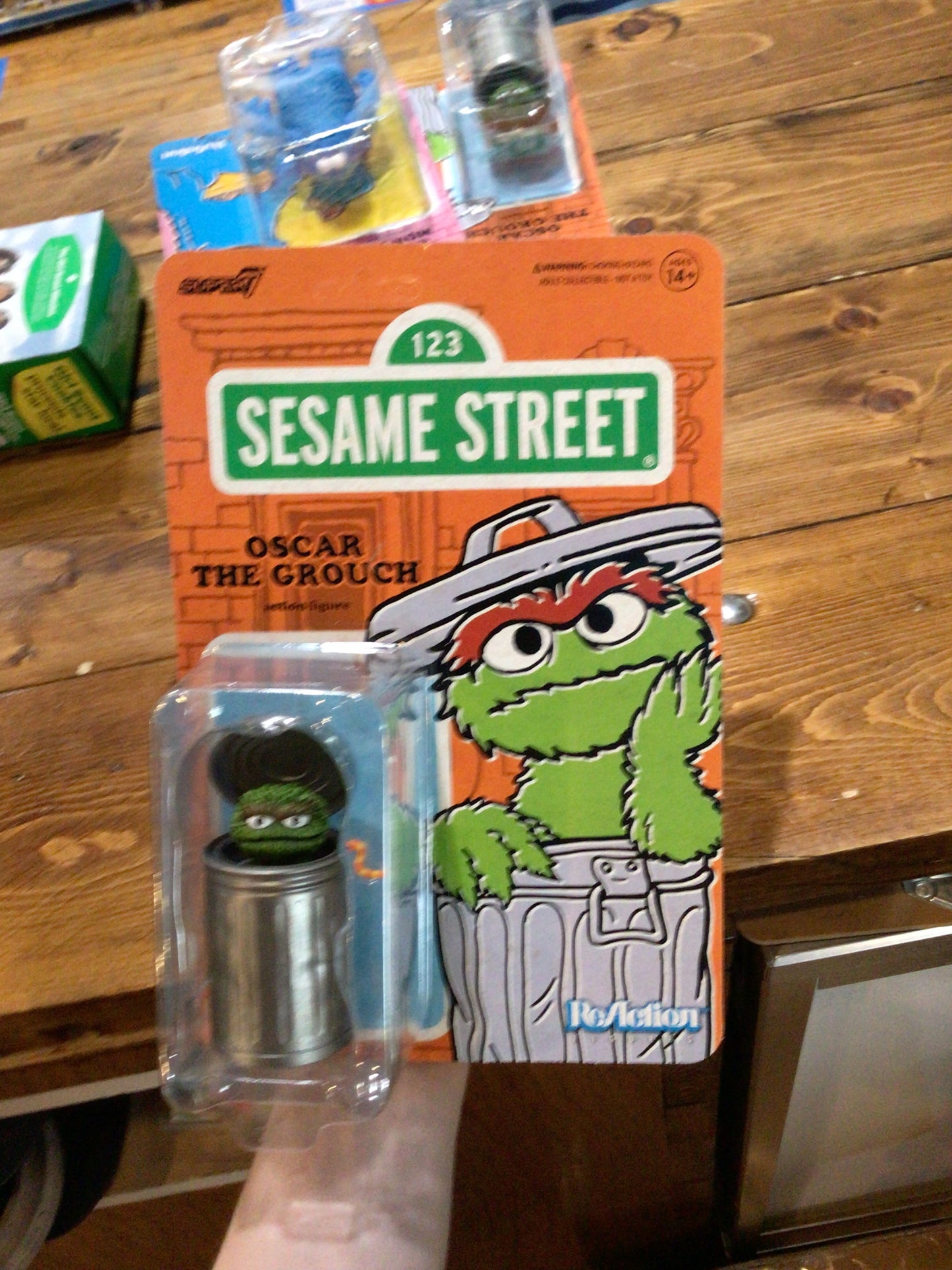 Super7 - Sesame Street REACTION FIGURE - Oscar the Grouch
