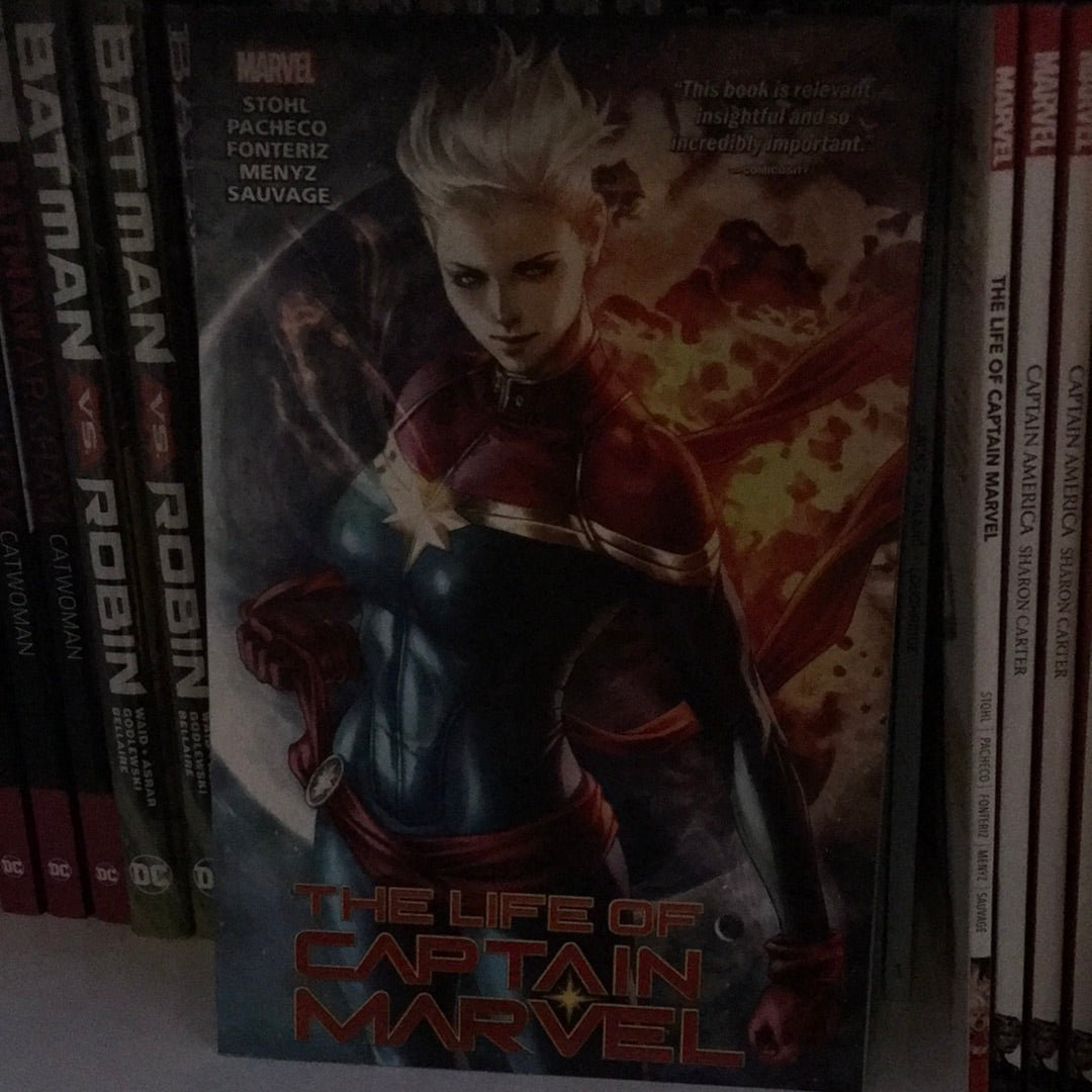Marvel - The Life of Caprain Marvel - Graphic Novel