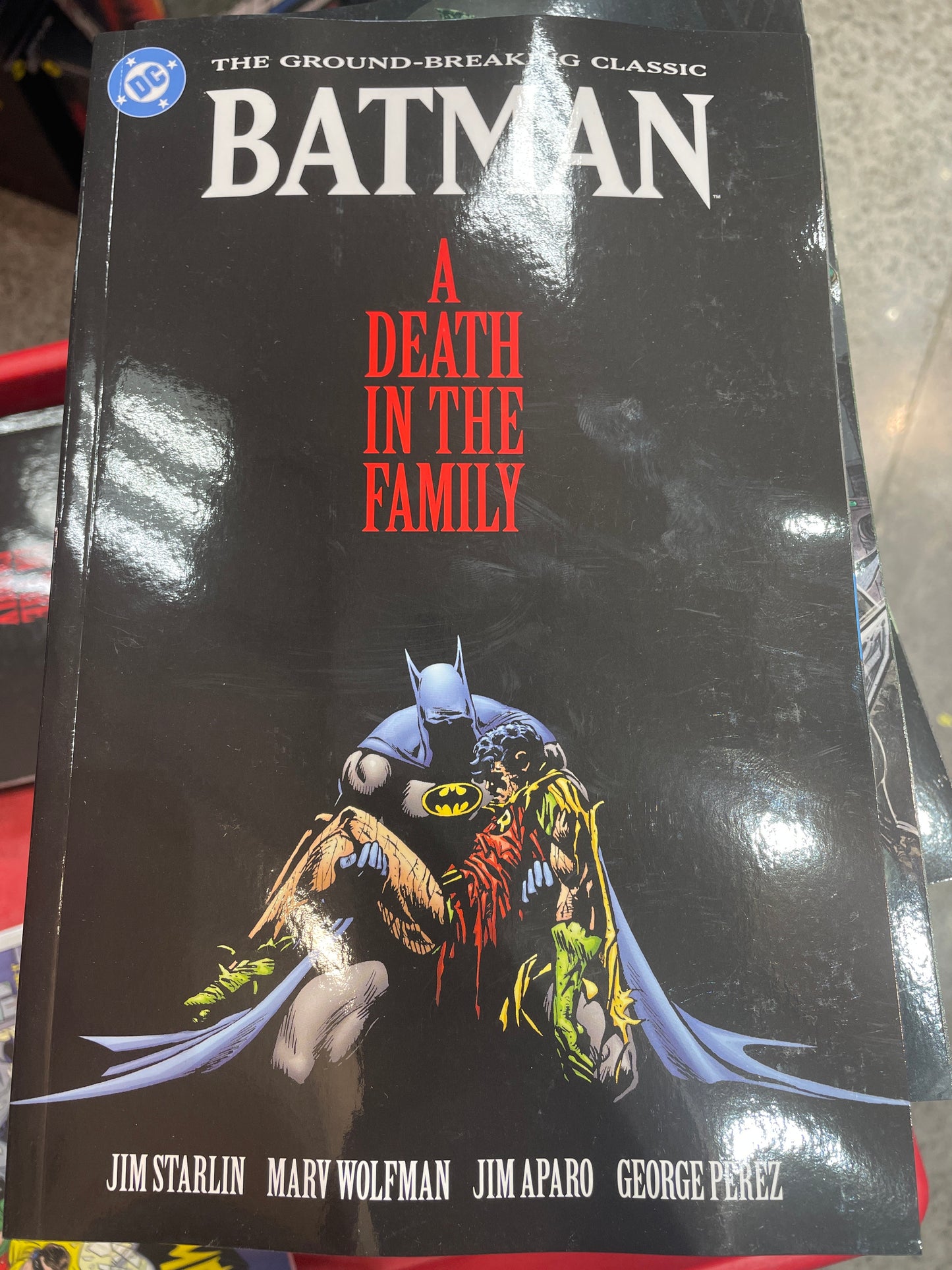 DC Comics Batman: A Death In The Family GRAPHIC NOVEL