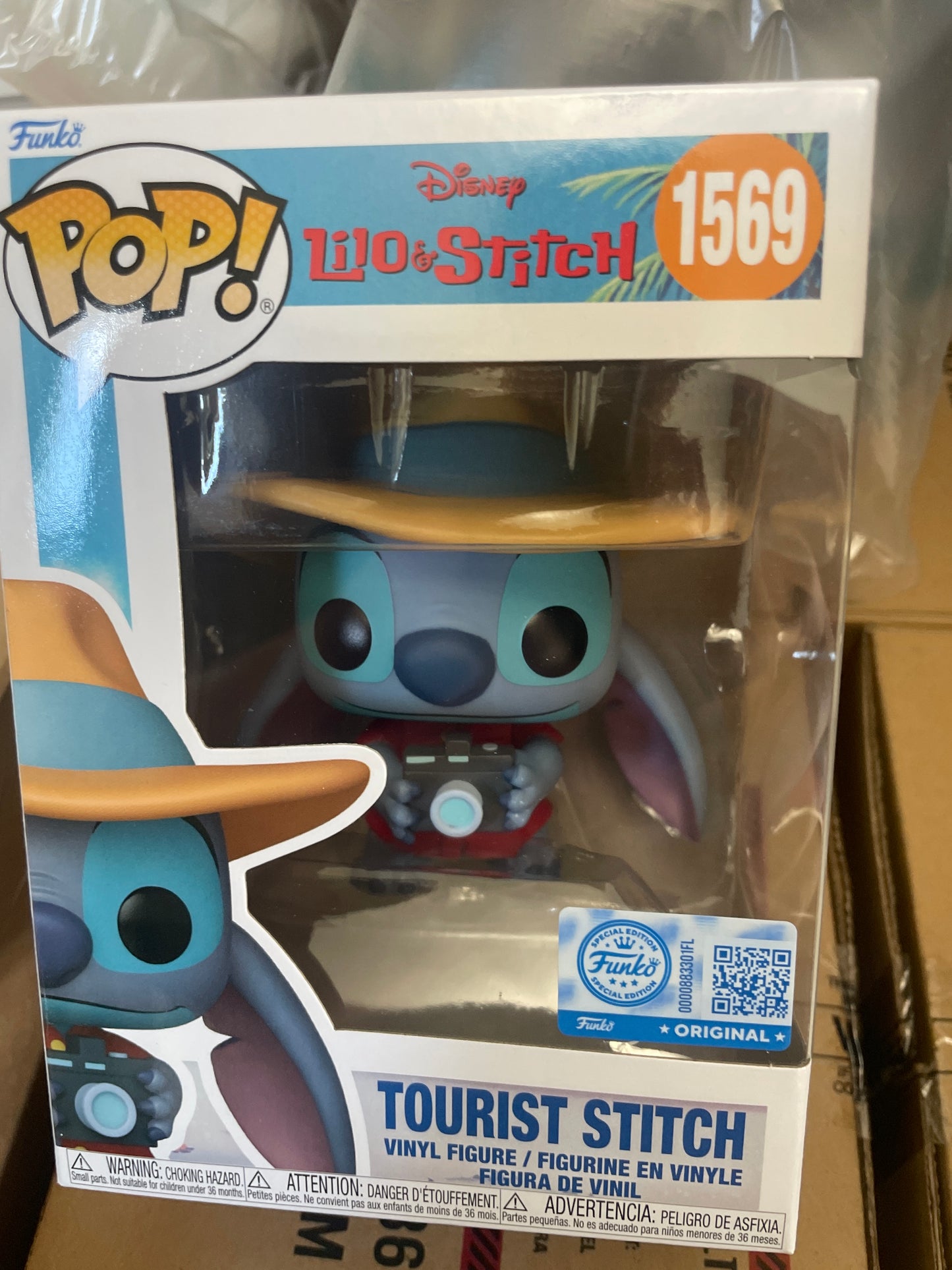 Disney Tourist Stitch 1569 exclusive Funko Pop! Vinyl Figure marvel