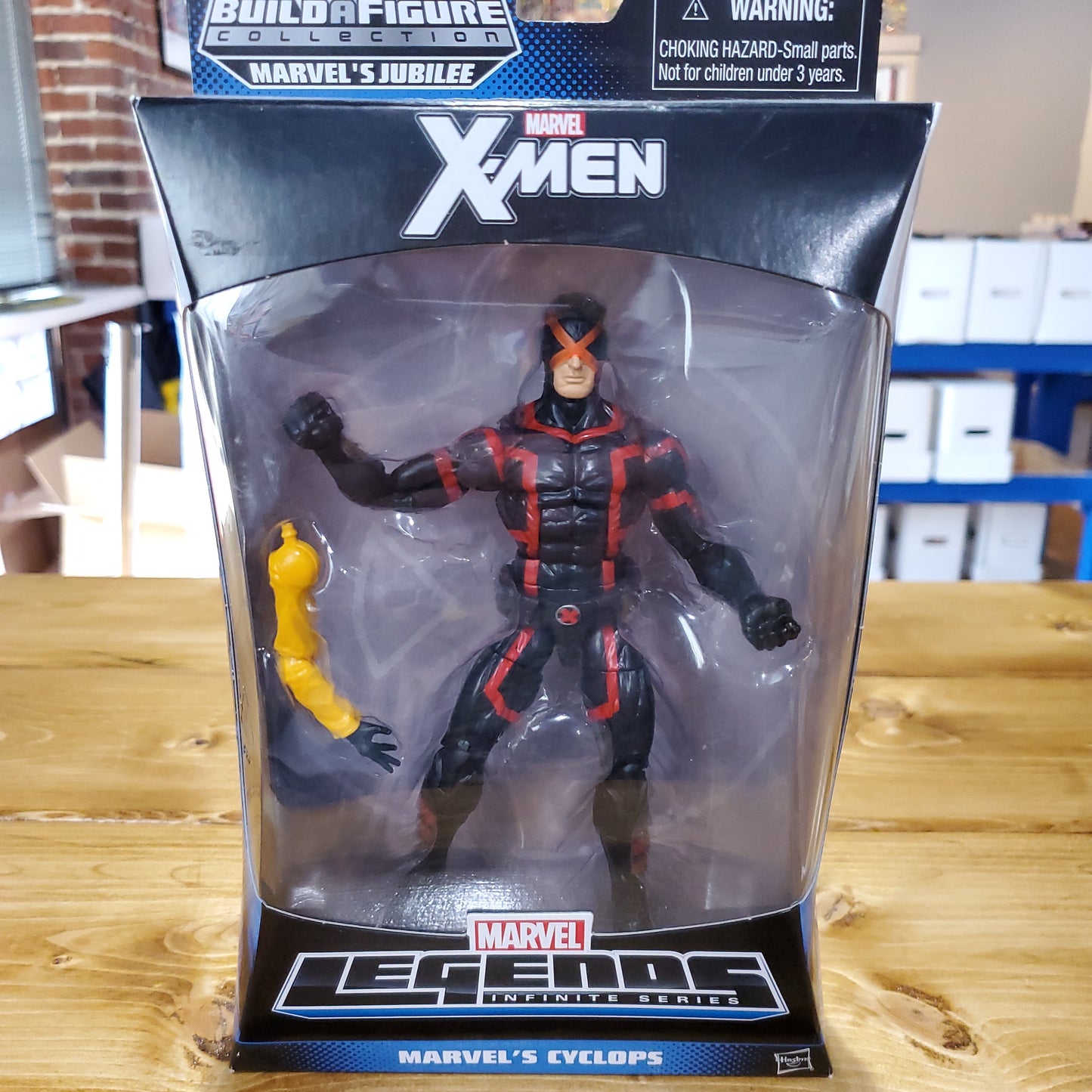 Marvel Legends Cyclops BAF Jubilee Hasbro