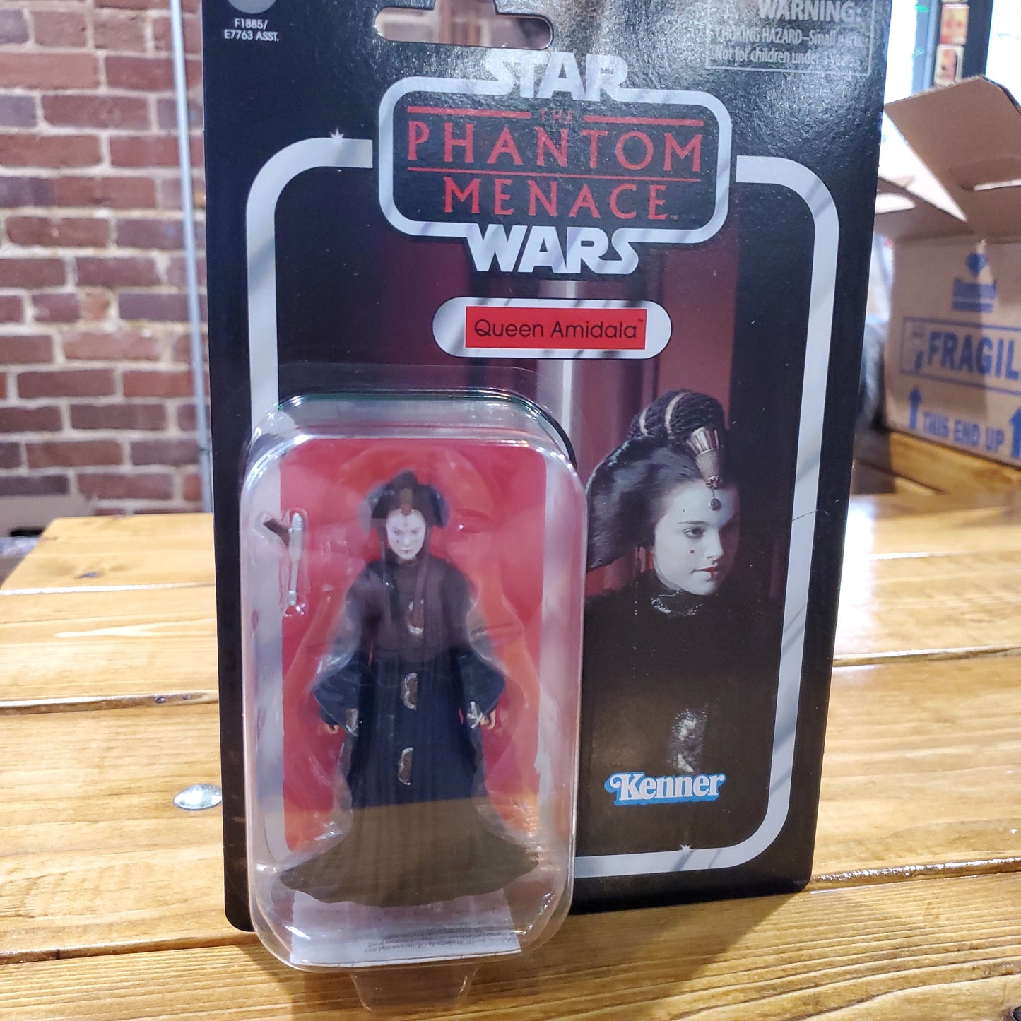 Star Wars Phantom Menace Queen Amidala Action Figure