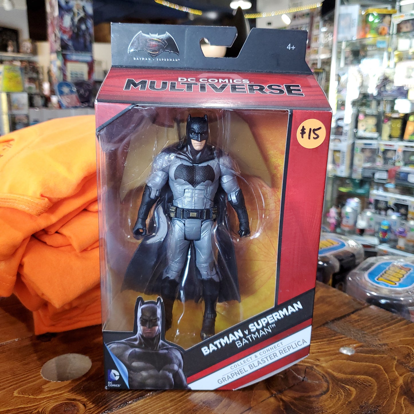 DC COMIC - Batman v Superman - Batman Action Figure New