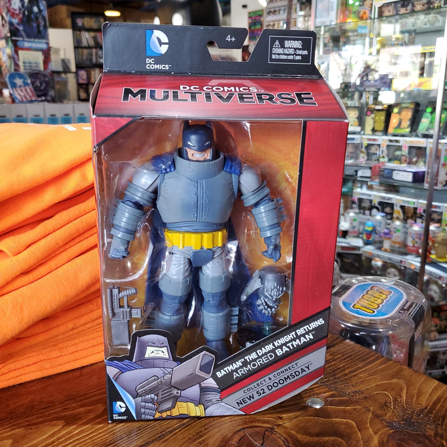 DC COMIC - Batman: Dark Knight Returns - Armored Batman Action Figure New