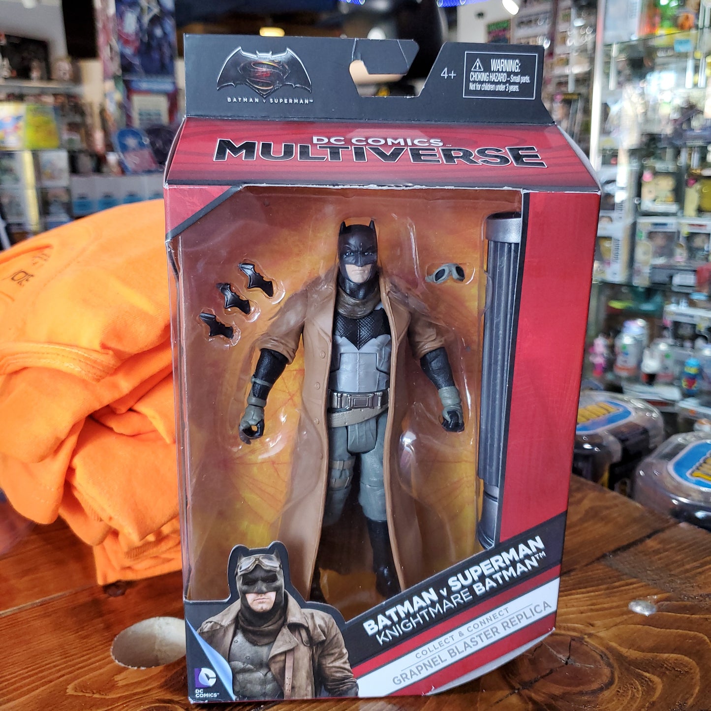 DC COMIC - Batman v Superman - Knightmare Batman Action Figure New