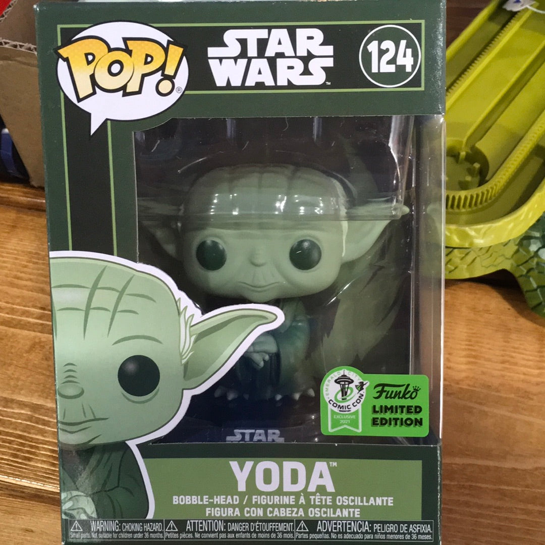 Star Wars Yoda 124 ECCC Funko Pop! Vinyl Figure