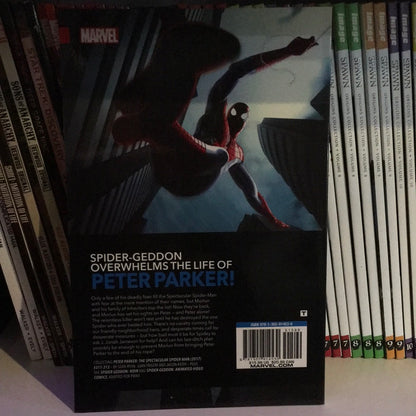 Marvel - Peter Parker: The Spectacular Spider-man Spider-Geddon - Graphic Novel