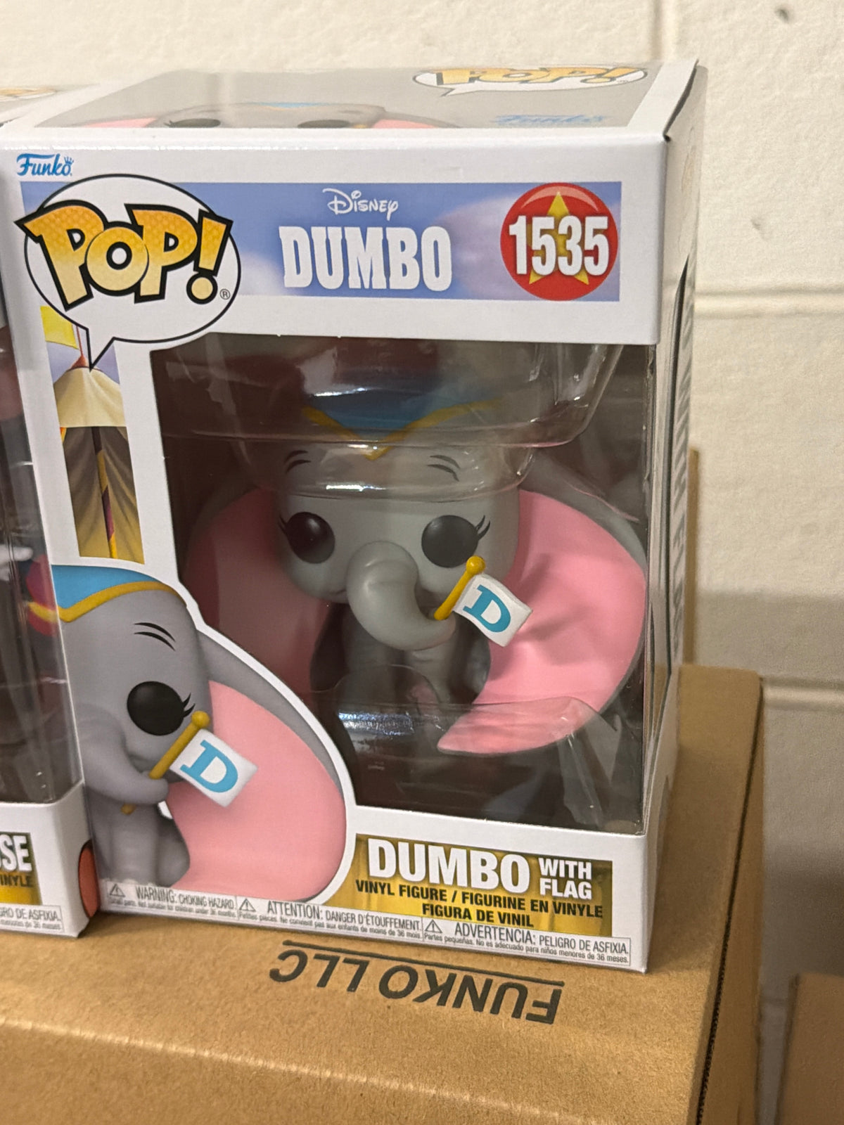 Dumbo with flag 1535 Funko Pop! Vinyl figure Disney