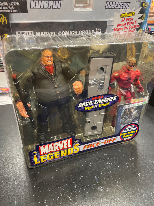 Toybiz marvel legends face off kingpin daredevil chase