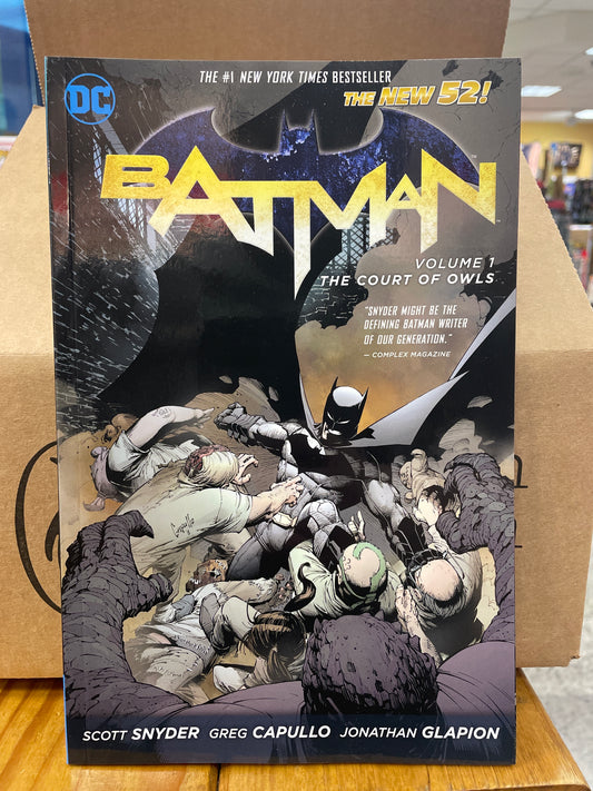 DC Comics Batman: The Court of Owls Vol. 1 GRAPHIC  NOVEL