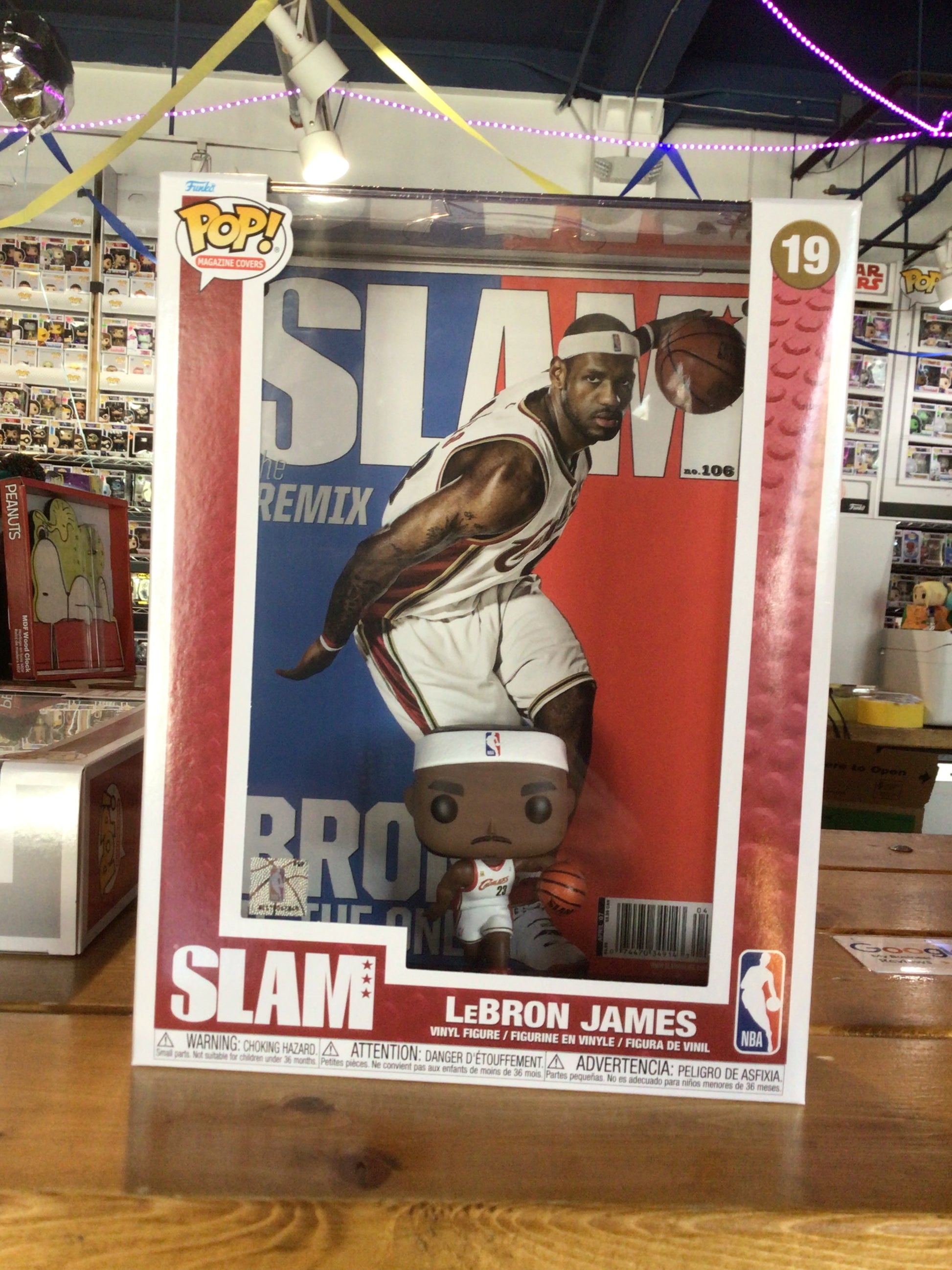 NBA Cover: SLAM- LeBron James #19 Funko Pop! Vinyl figure – Tall
