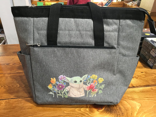 BIOWORLD Star Wars Baby Yoda (grogu) On-the-go Lunch Cooler