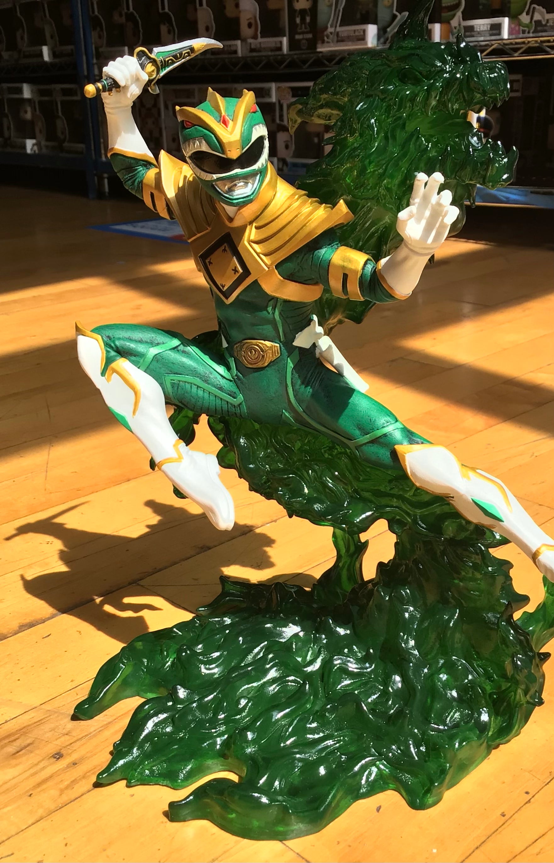 Power Rangers - Gallery Diorama Green Ranger Statue – Tall Man Toys ...