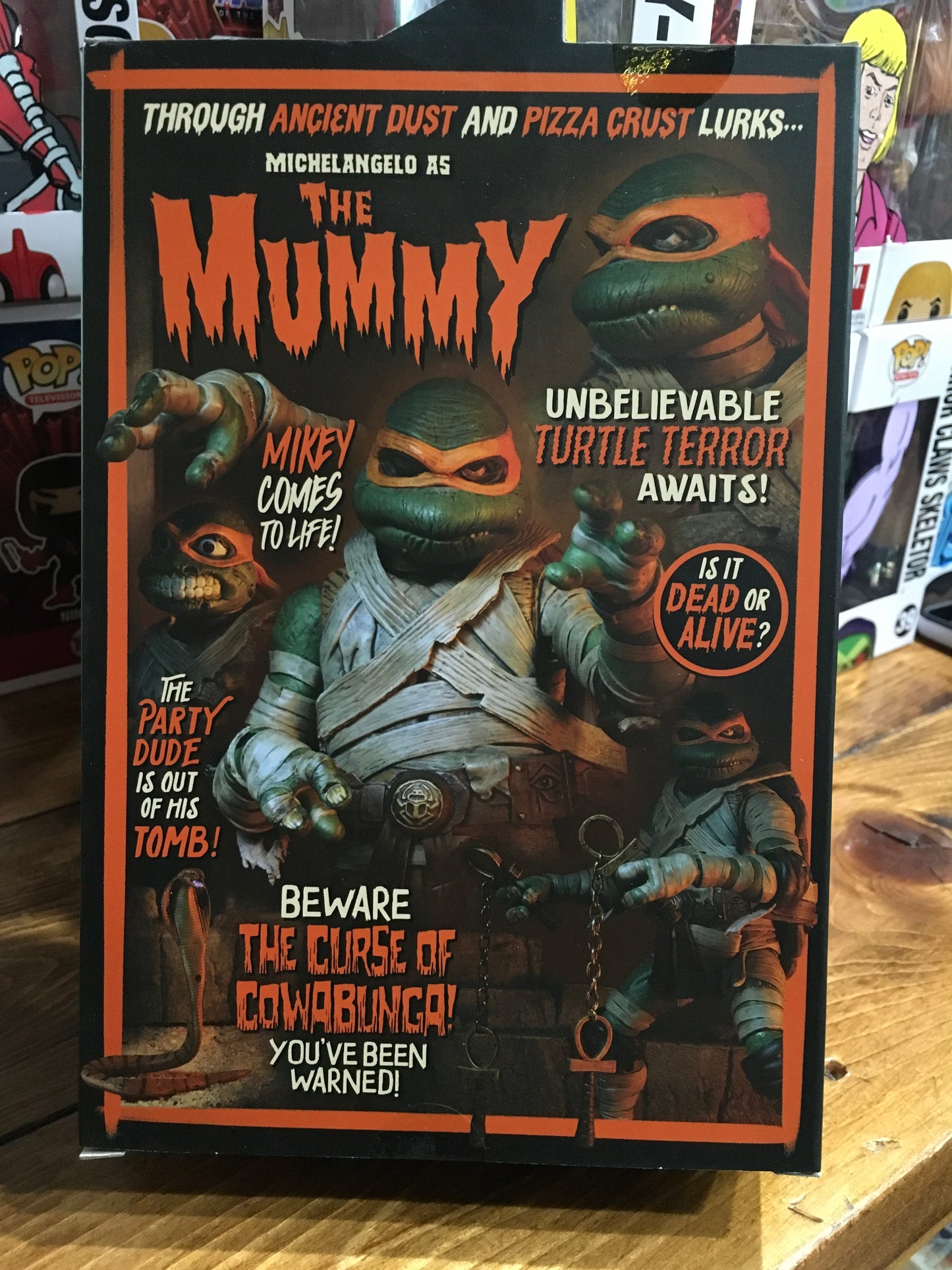 TMNT Universal Monsters The Mummy Michelangelo - Action Figure by Neca