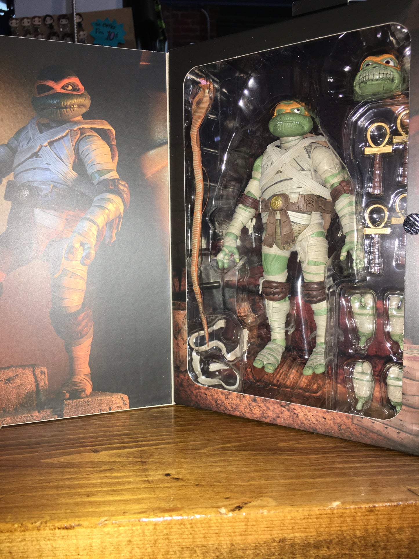 TMNT Universal Monsters The Mummy Michelangelo - Action Figure by Neca
