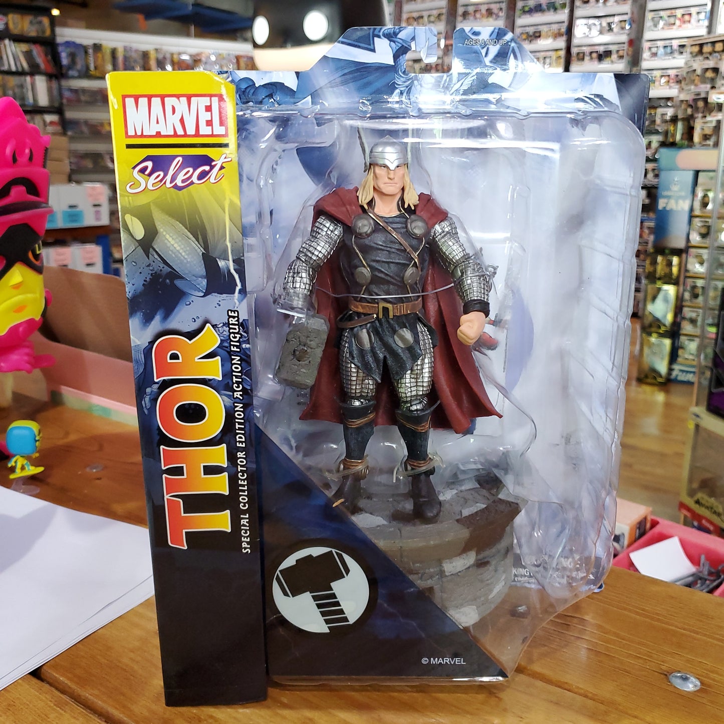 Marvel Diamond Select Thor Action Figure