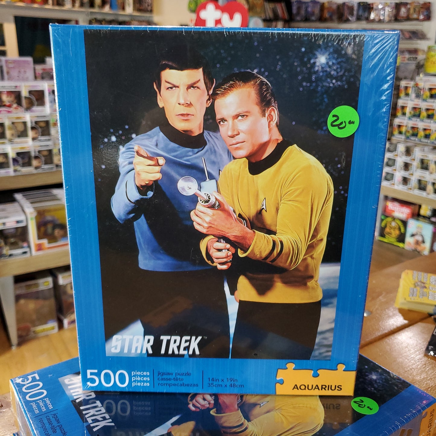Star Trek - Kirk and Spock - 500 Piece Puzzle by Aquarius