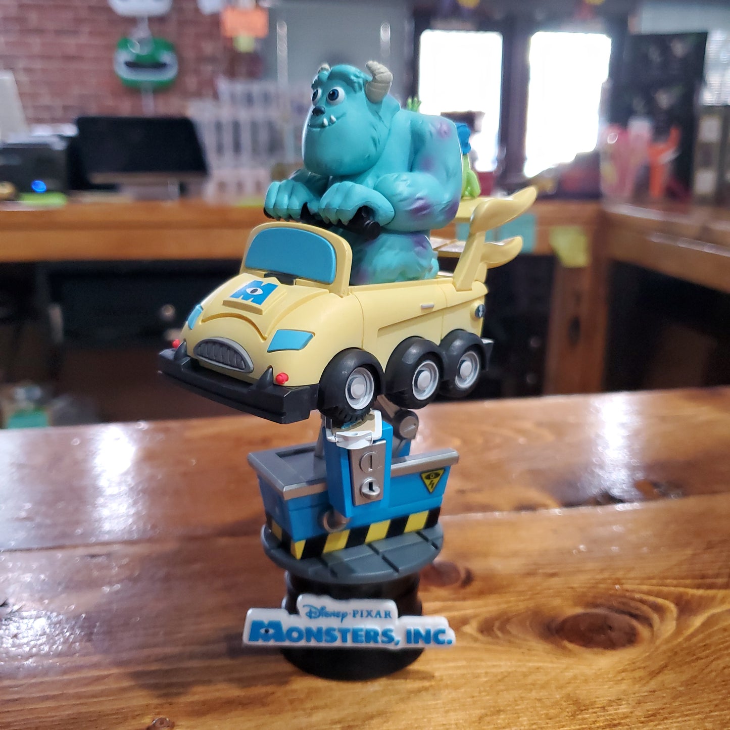 Disney - Monsters Inc. Coin Ride - Diorama D-Stage 037