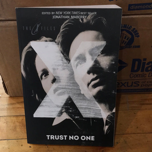 The X-Files: Trust No One - Graphic Novel by IDW