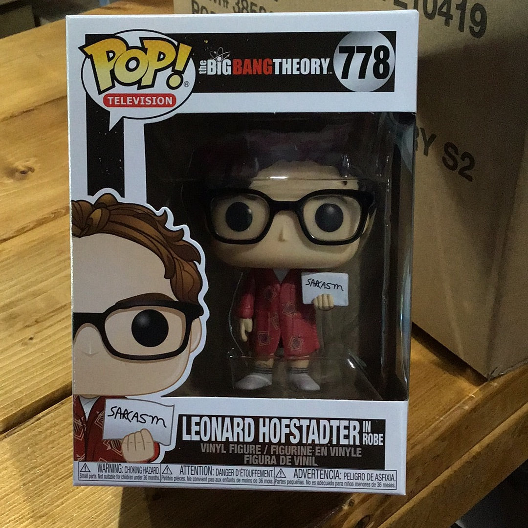 Big Bang Theory - Leonard Hofstadter in Robe #778 - Funko Pop! Vinyl Figure (Television)