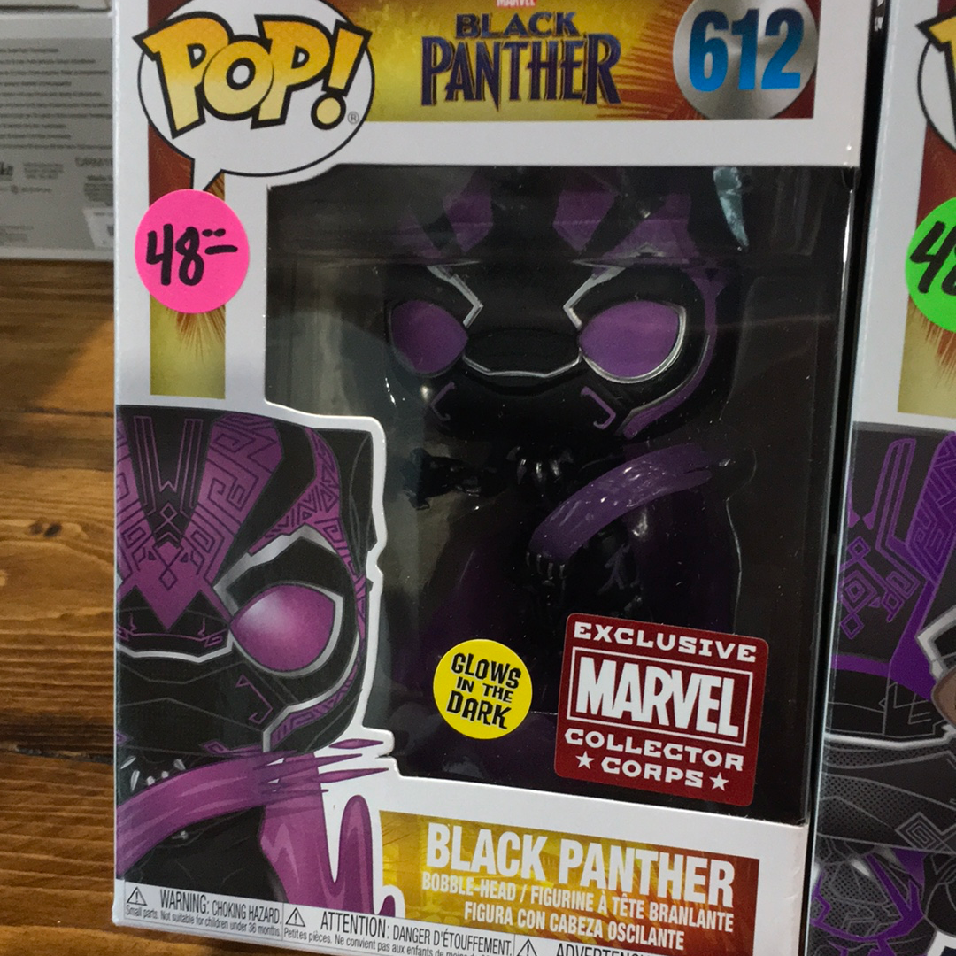 Black Panther purple gitd exclusive Funko Pop! vinyl Figure marvel