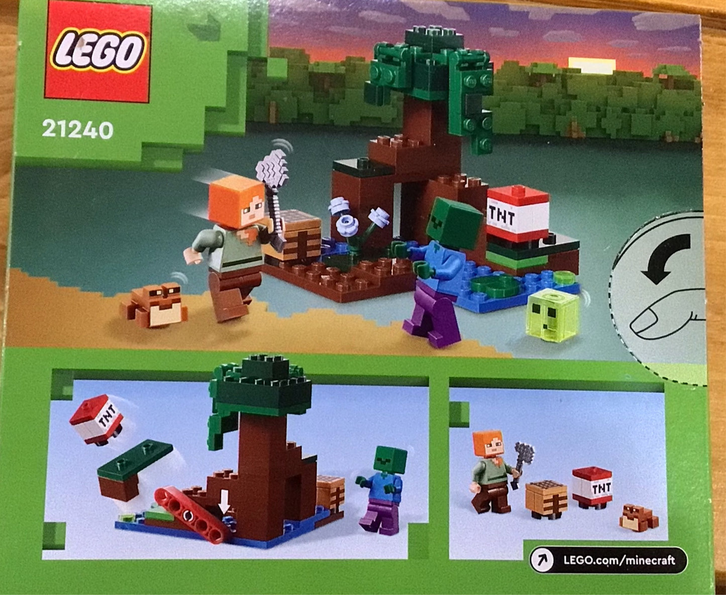 LEGO Minecraft the swamp adventure 21240