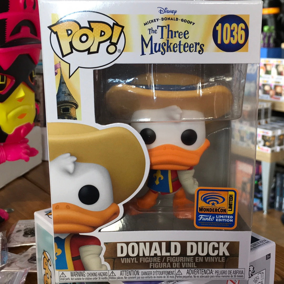 Disney The Three Musketeers Donald Duck 1036 Funko pop vinyl figure