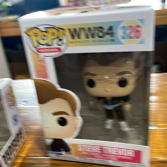WW84 Steve Trevor 326 Funko Pop! Vinyl figure