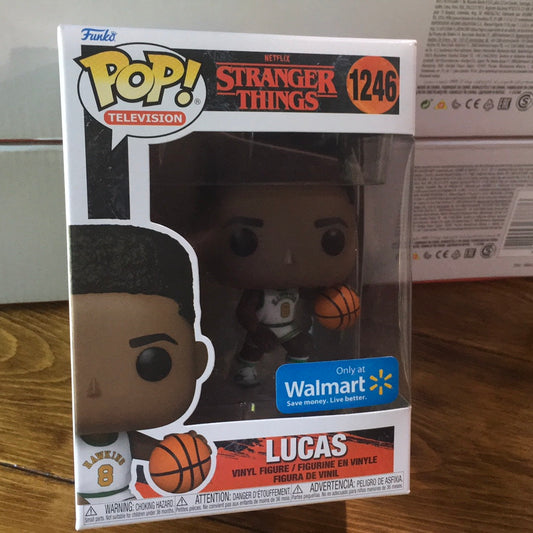 Stranger Things Season 4 - Lucas Sinclair #1246 - Exclusive Funko Pop! Vinyl Figure (television)