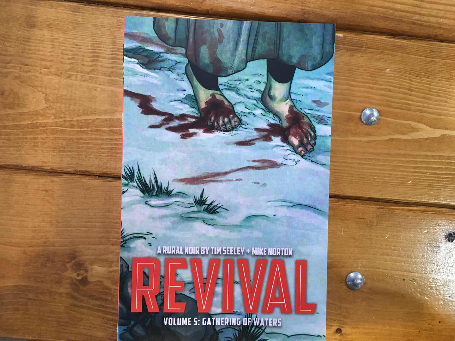 Revival vol. 5 Graphic Novel