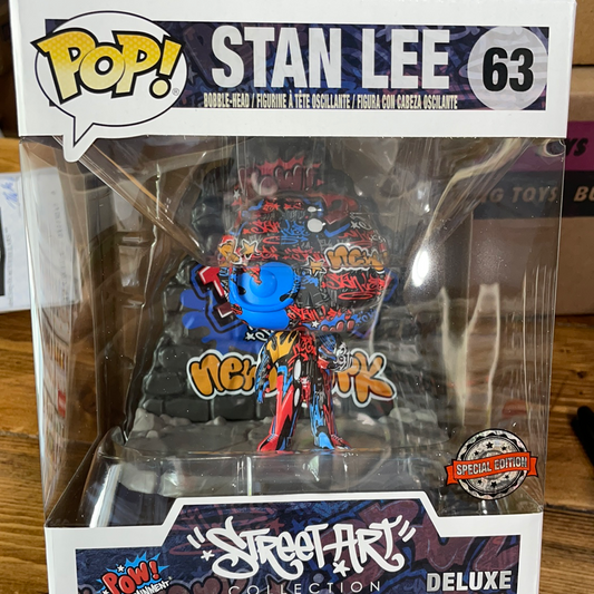 Marvel Stan Lee Street Art Deluxe Special Edition 63 Funko Pop! Vinyl Figure