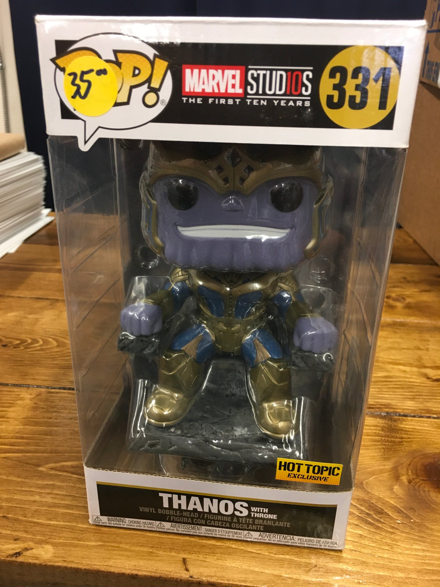 Marvel - Thanos with Throne #331 - Exclusive Funko Pop! Vinyl Figure