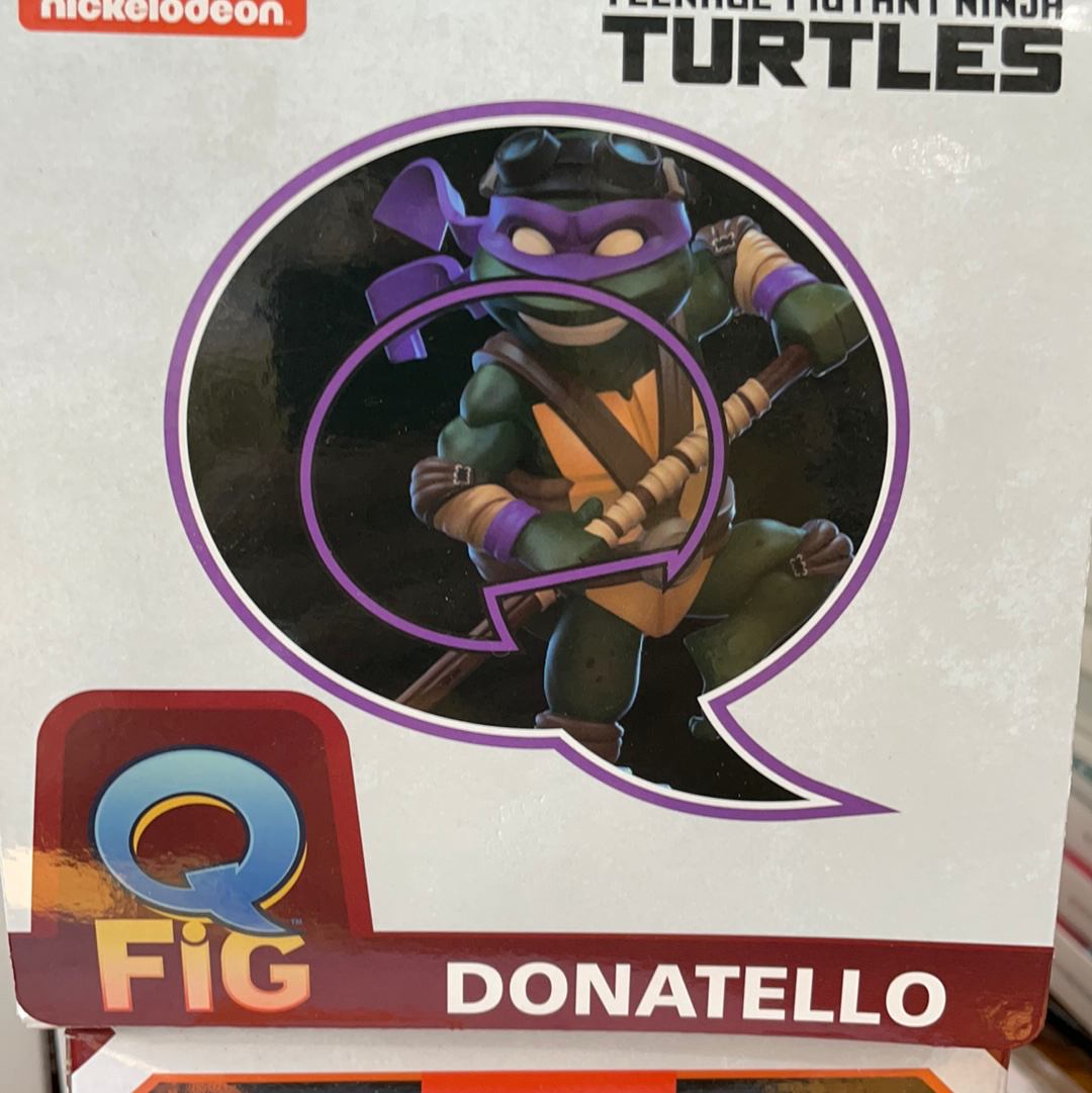 Q-FIG Donatello action figure